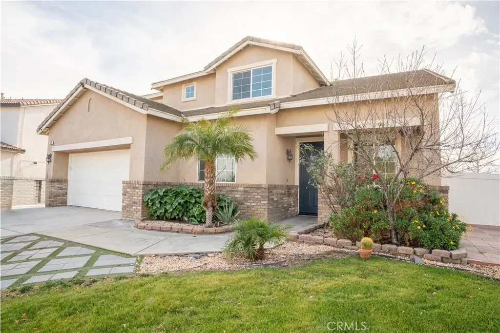 Property Photo:  105 Galileo Lane  CA 92571 