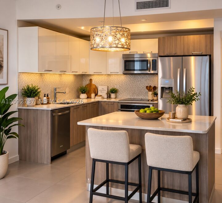 Property Photo:  5300 Paseo Blvd 1109  FL 33166 