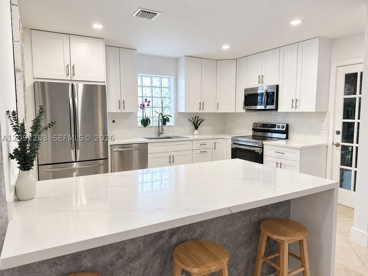 Property Photo:  1235 Pierce St  FL 33019 