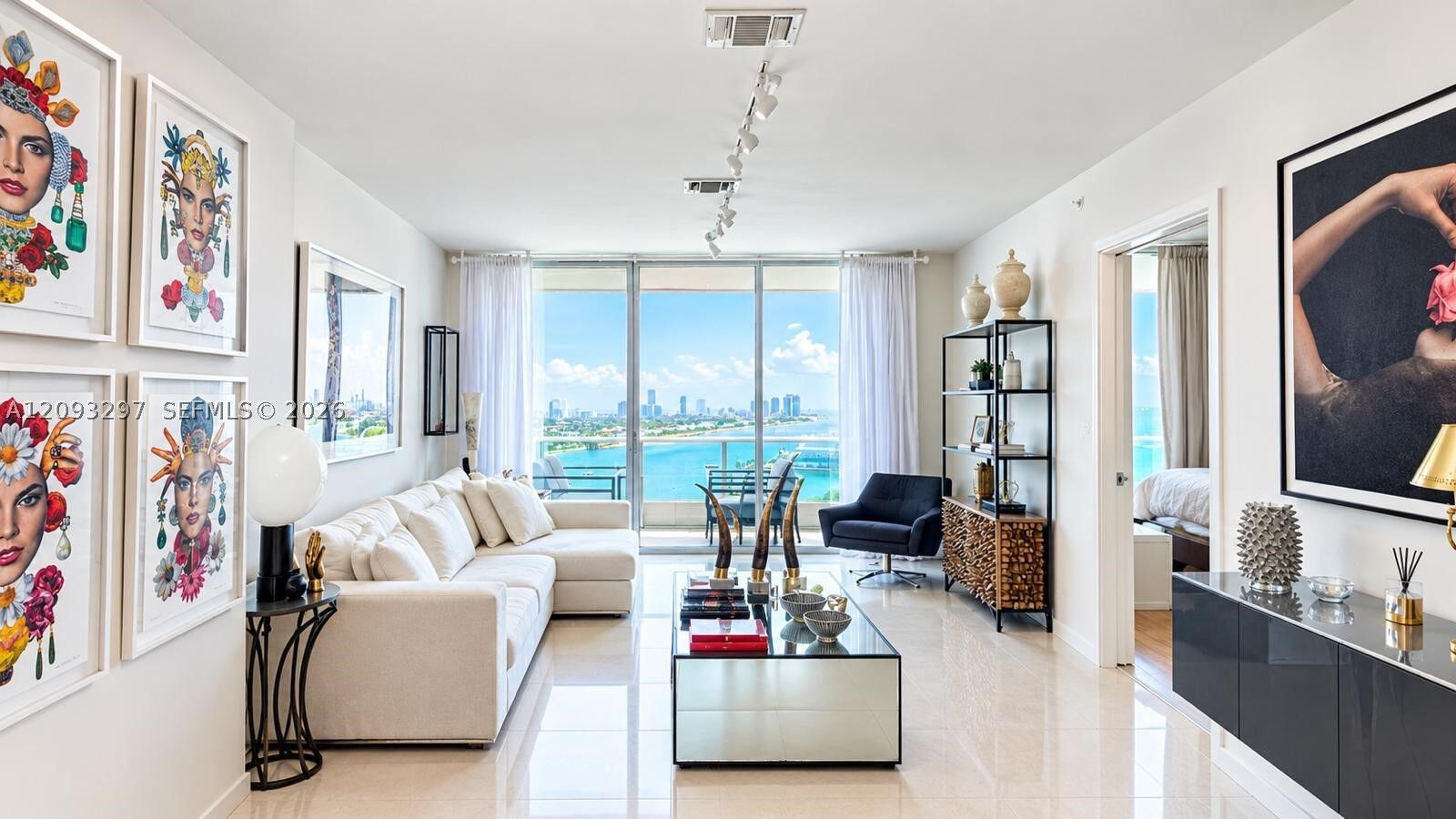Property Photo:  900 Biscayne Blvd 2702  FL 33132 
