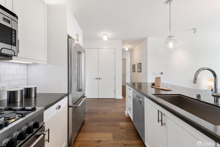 Property Photo:  1260 Minnesota Street 104  CA 94107 