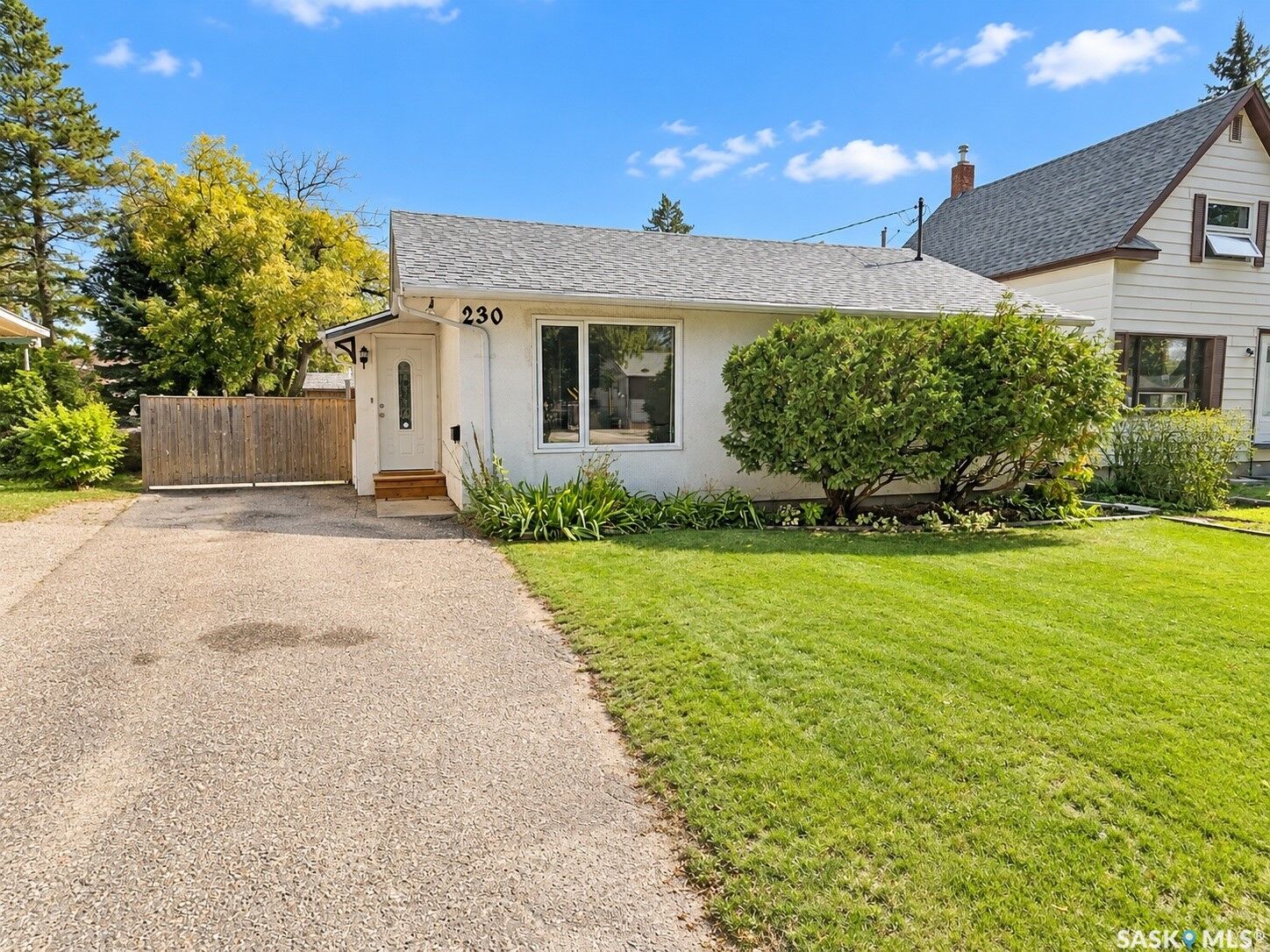Property Photo: 230 10th Street NE SK S4H 2W3