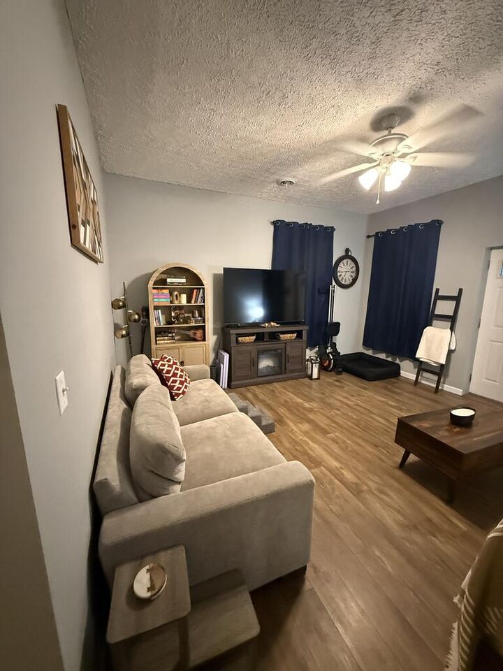 Property Photo:  142 High  Street  OH 45601 