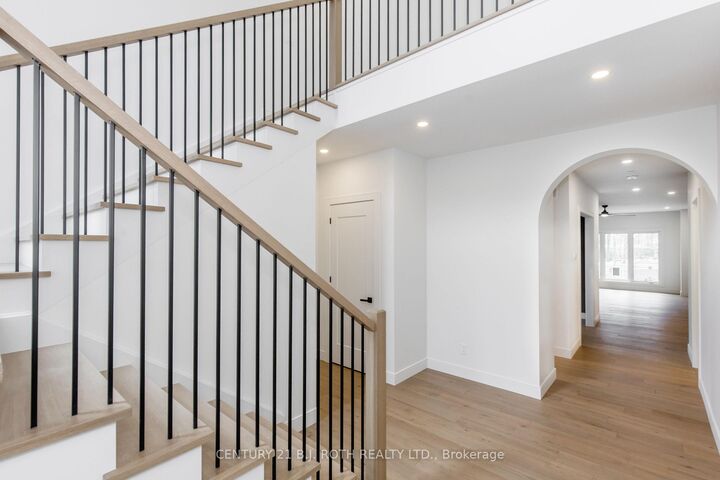 Property Photo:  56 Brennan Avenue  ON L4N 4B1 