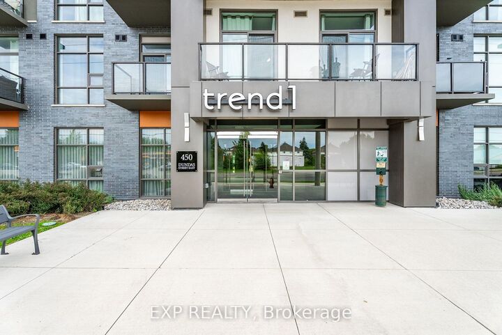 Property Photo:  450 Dundas Street East Street  ON L8L 7T4 