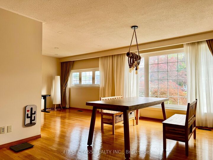 Property Photo: 64 Grove Park Crescent ON M2J 2C8