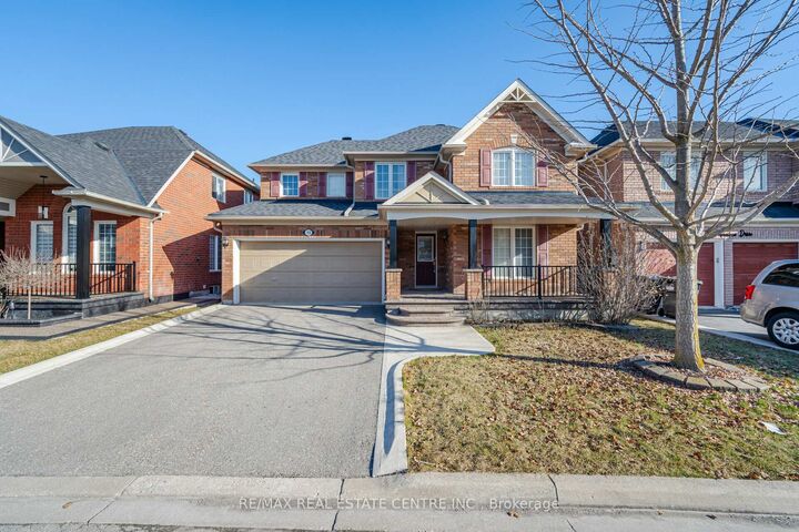 Property Photo:  15 Mendoza Drive Upper  ON L7A 3M3 