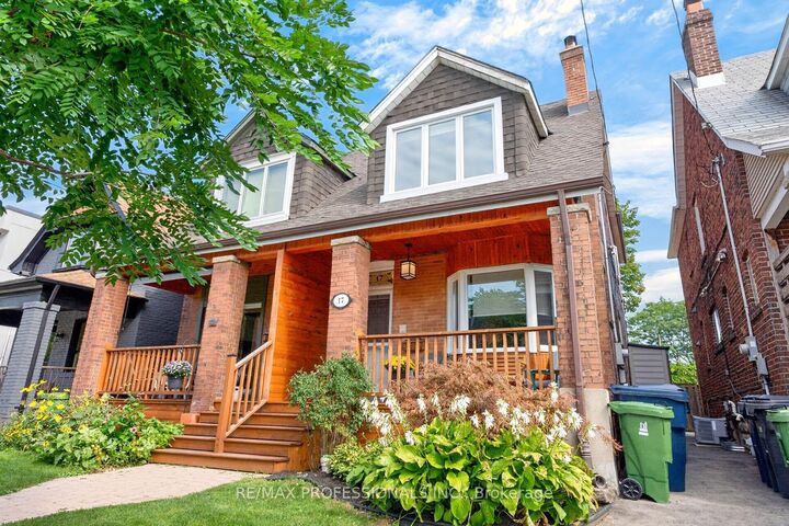 Property Photo:  17 Fifth Street  ON M8V 2Z1 