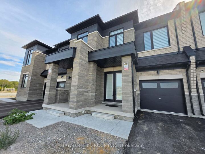 Property Photo:  63 Sandels Avenue  ON L4S 0M5 