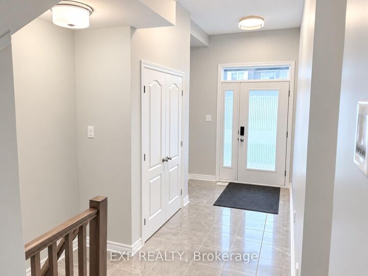 Property Photo:  521 Sonmarg Crescent  ON K2J 7A6 