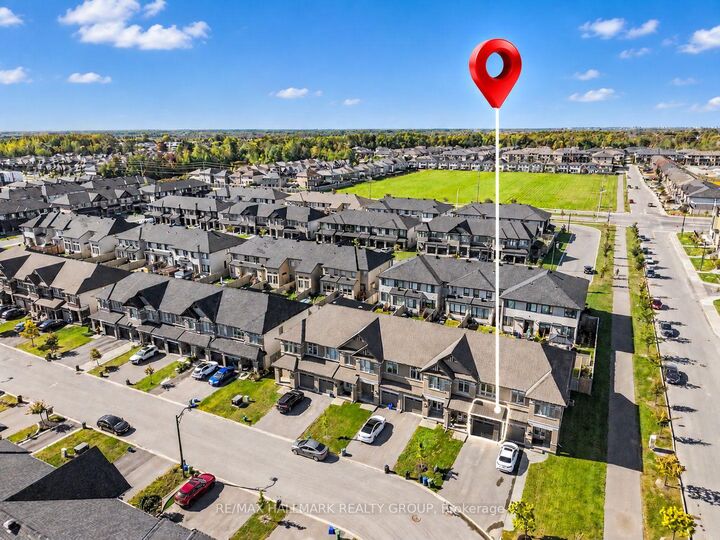 Property Photo:  756 Cairn Crescent  ON K1W 0P4 