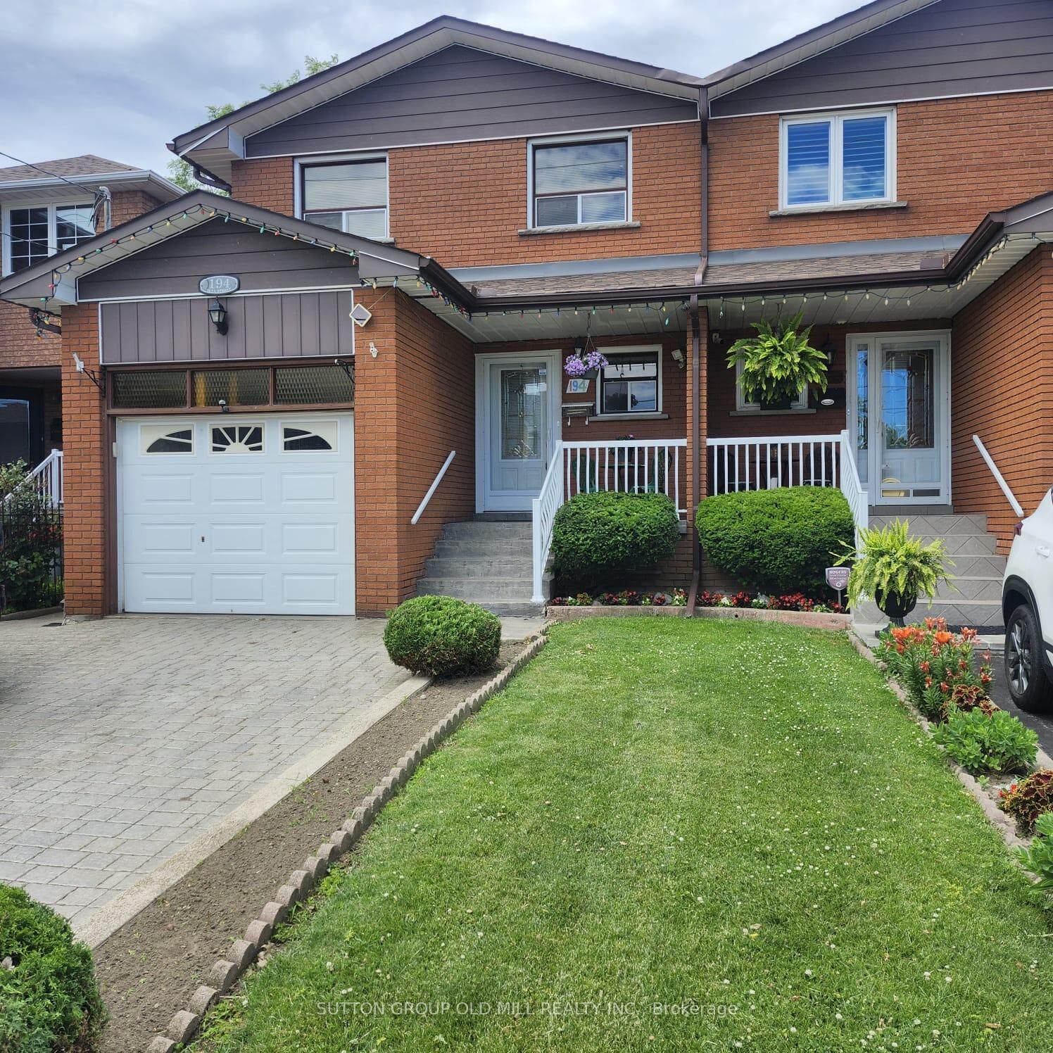 Property Photo:  194 Beta Street  ON M8W 4H6 
