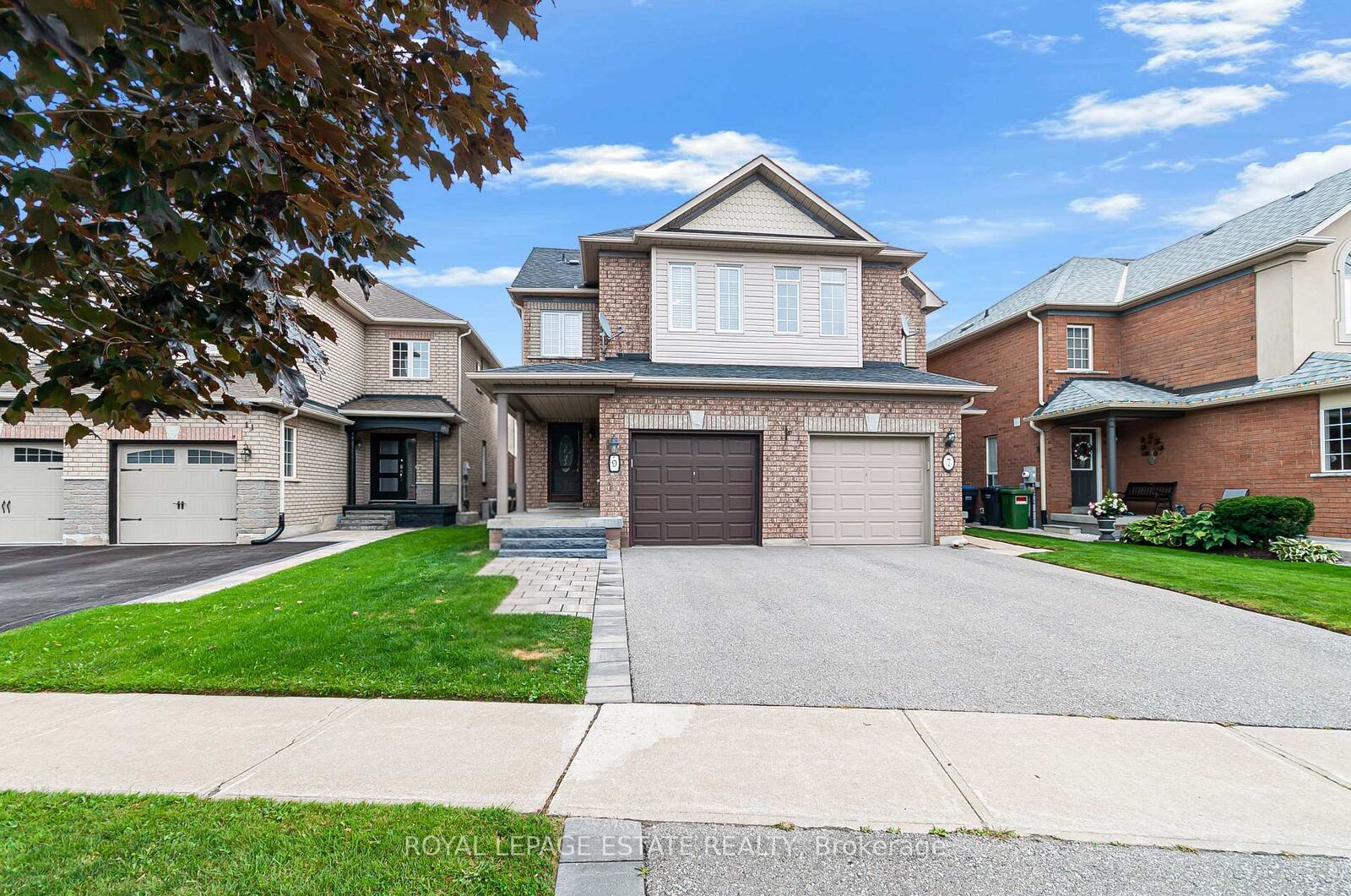 Property Photo:  9 Brookstone Court  ON L7C 1C7 