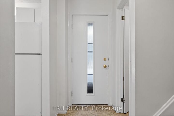 Property Photo:  16-164 Barrow Crescent  ON K2L 2J1 