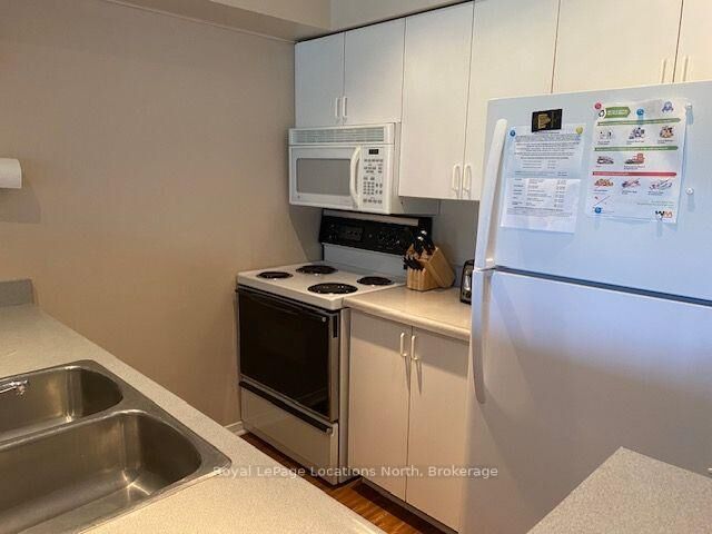 Property Photo:  347 Mariners Way  ON L9Y 5C7 