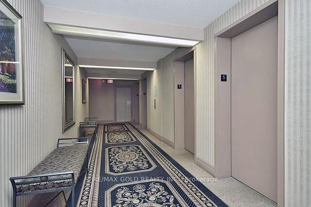 Property Photo: 3605 Kariya Drive 1509 ON L5B 3J4