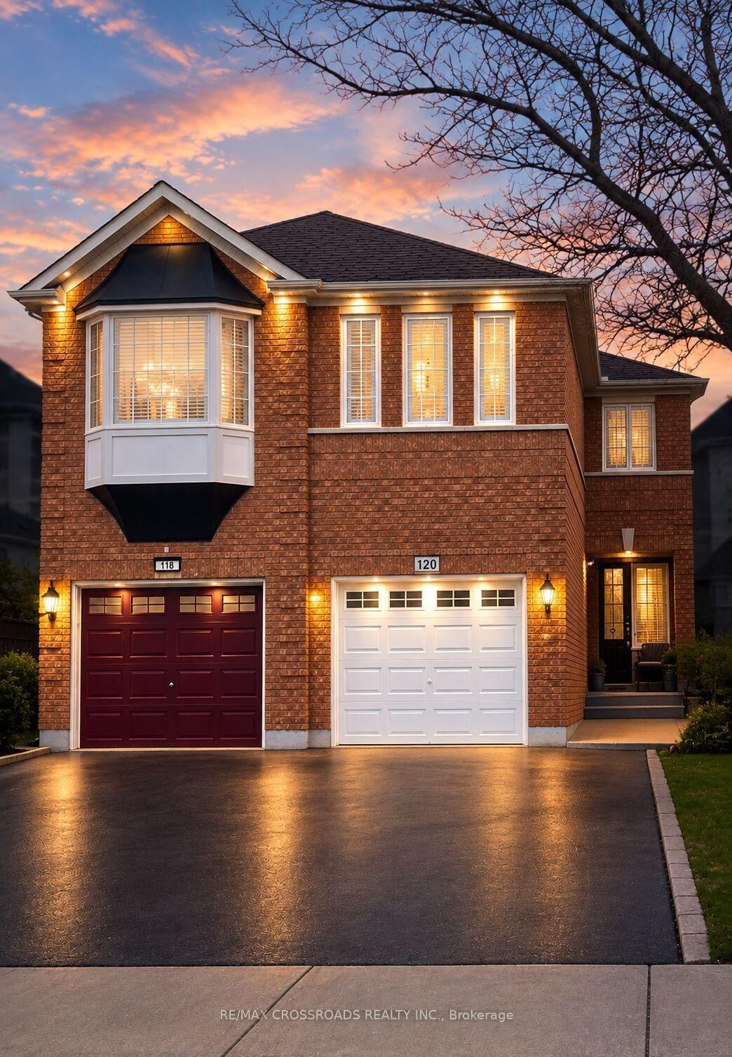 Property Photo:  120 Bunchberry Way  ON L6R 2E7 