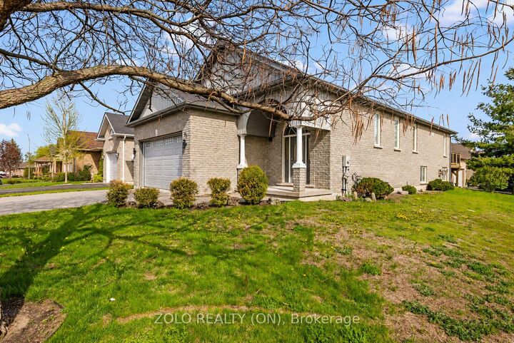Property Photo:  80 Gavey Street  ON K8N 4Z5 