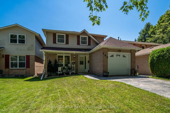 Property Photo:  149 Grenadier Drive  ON K7K 6H1 