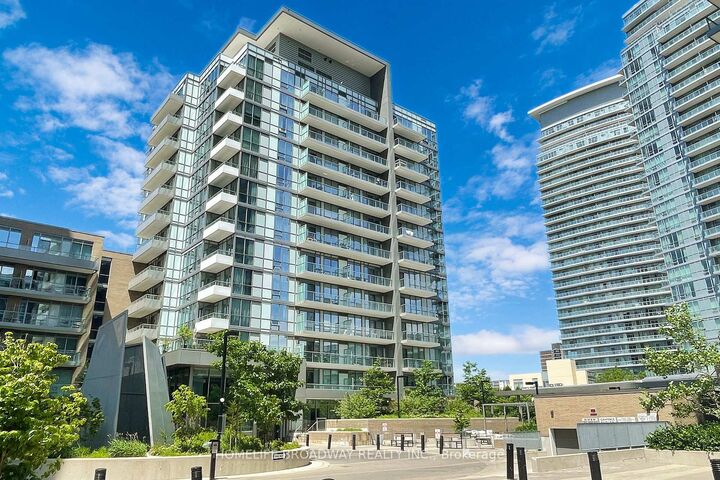 Property Photo:  52 Forest Manor Road 1009  ON M2J 0E2 