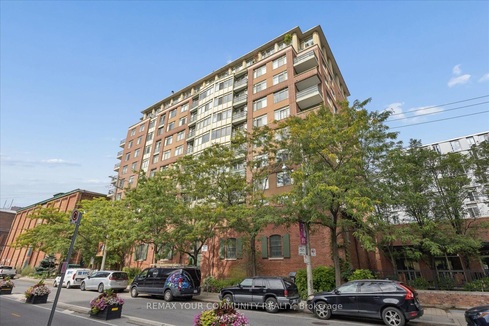 Property Photo: 70 Mill Street 706 ON M5A 4R1