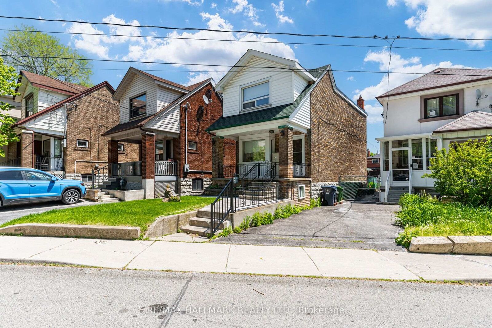Property Photo:  631 Lauder Avenue  ON M6E 3J8 
