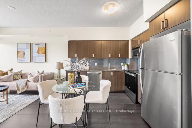 Property Photo:  1603 Eglinton Avenue W 319  ON M6E 0A1 