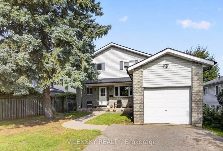 Property Photo: 51 McConkey Place ON L4N 6H4