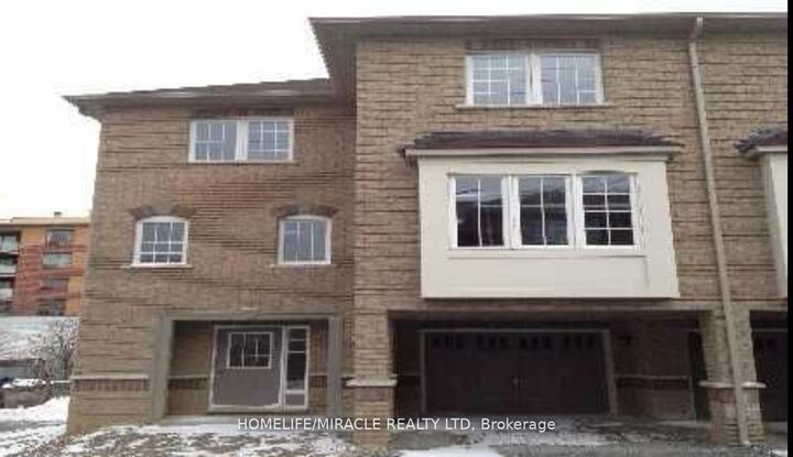 Property Photo:  13 Vasto Lane  ON M1M 0C6 