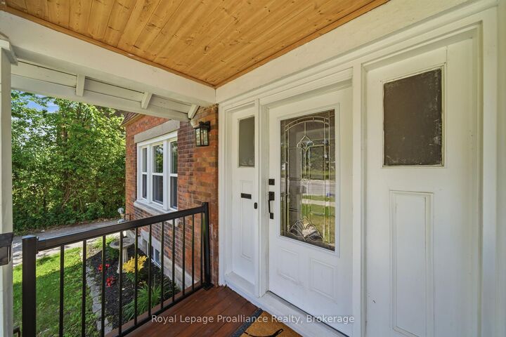 Property Photo:  82 Marmora Street  ON K8V 2J1 