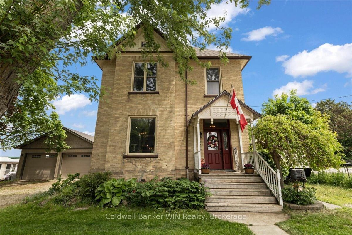 Property Photo:  95 John Street S  ON N0G 1Z0 