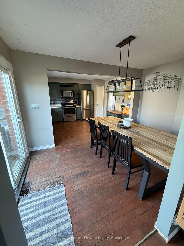 Property Photo: 1860 7th Avenue W ON N4K 5W2