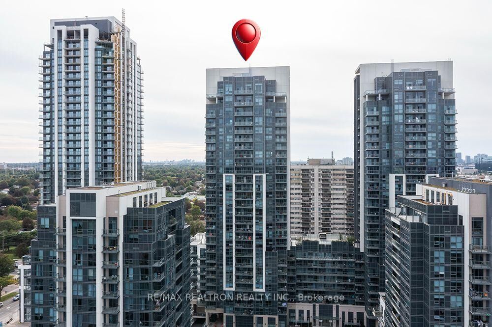 Property Photo:  20 Meadowglen Place 322  ON M1G 0A9 
