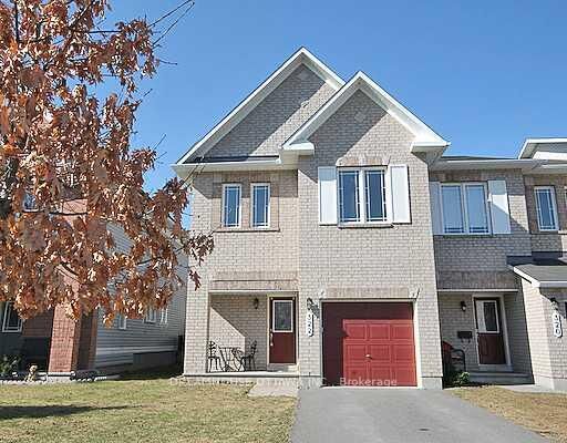 Property Photo:  322 Statewood Drive  ON K2K 0A9 