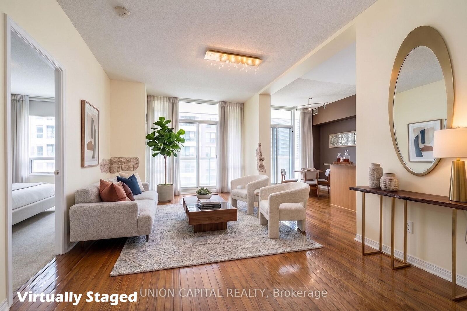 Property Photo:  509 Beecroft Road 2002  ON M2N 0A3 