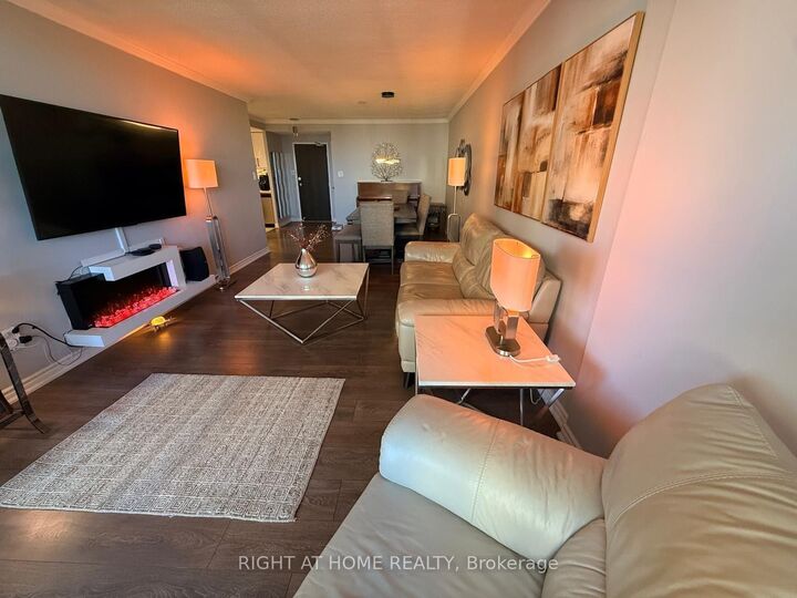 Property Photo:  820 Burnhamthorpe Road 1102  ON M9C 4W2 