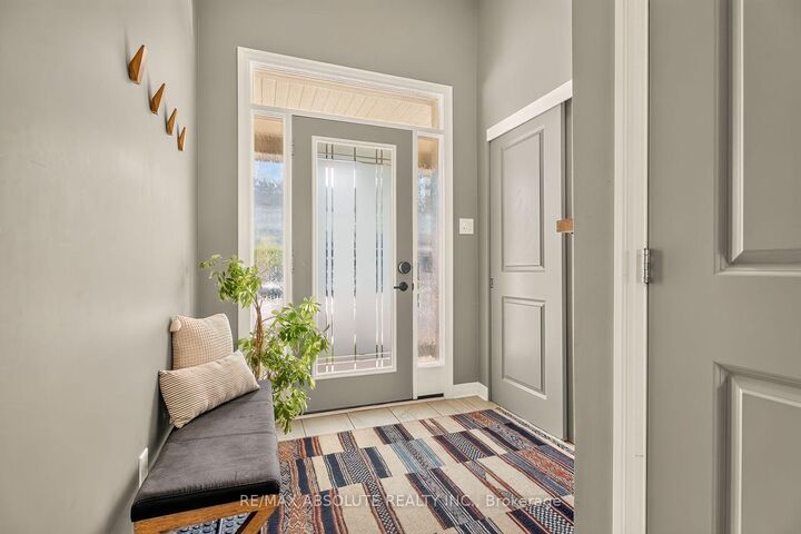 Property Photo: 569 Rioja Street ON K2S 0H8