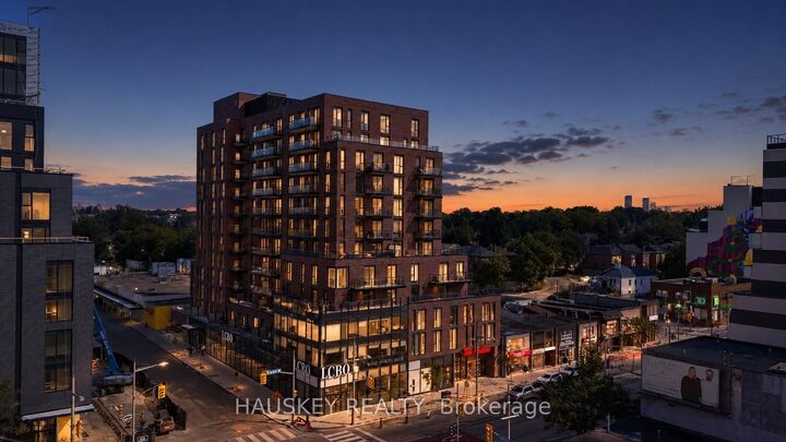 Property Photo:  185 Alberta Avenue 901  ON M6C 0A5 