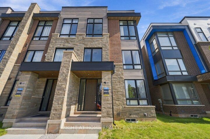 Property Photo:  3081 Welsman Garden  ON L6H 7Z1 