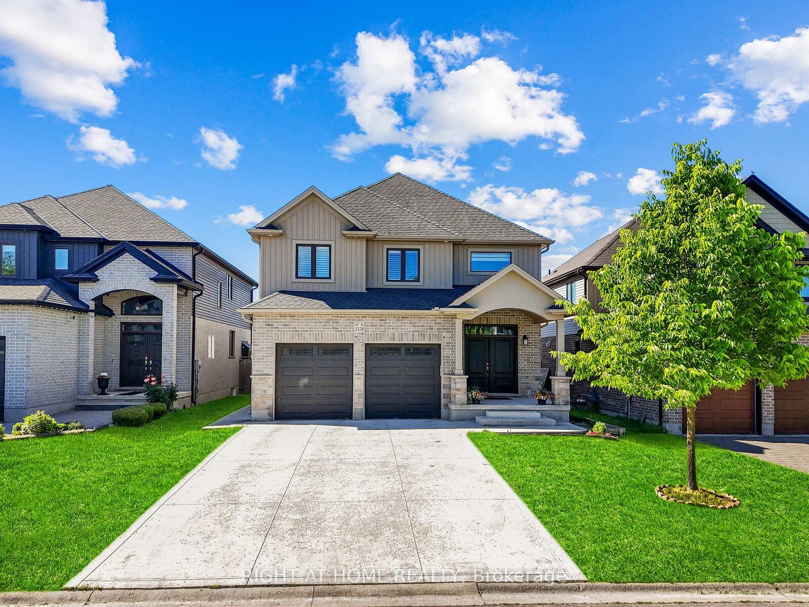 Property Photo: 2178 Springridge Drive Main ON N5X 0M3