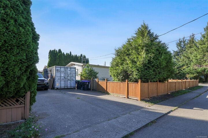 Property Photo:  2205 4th St E  BC V9N 7L9 