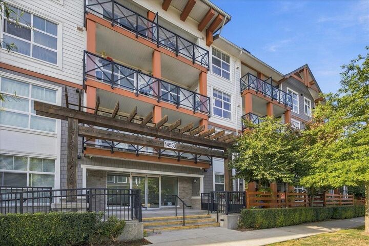 Property Photo:  14550 Winter Crescent 313  BC V4P 0G4 