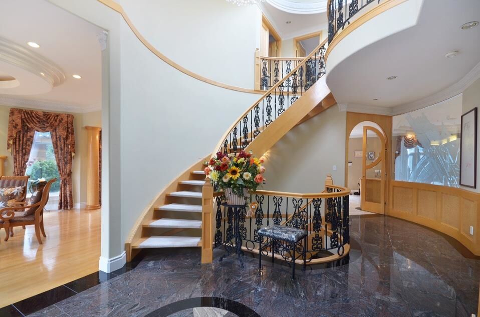 Property Photo:  2208 W 34th Avenue  BC V6M 1G6 