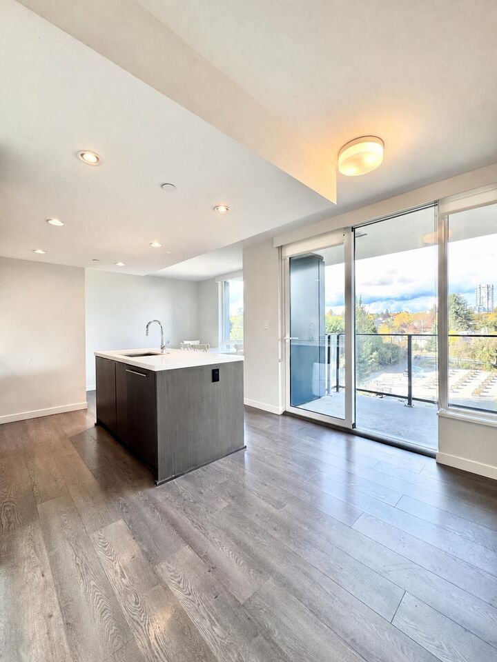 Property Photo:  8189 Cambie Street 5xx  BC V6P 0G6 