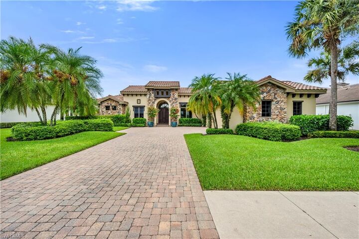 Property Photo:  11875 Hedgestone Ct  FL 34120 