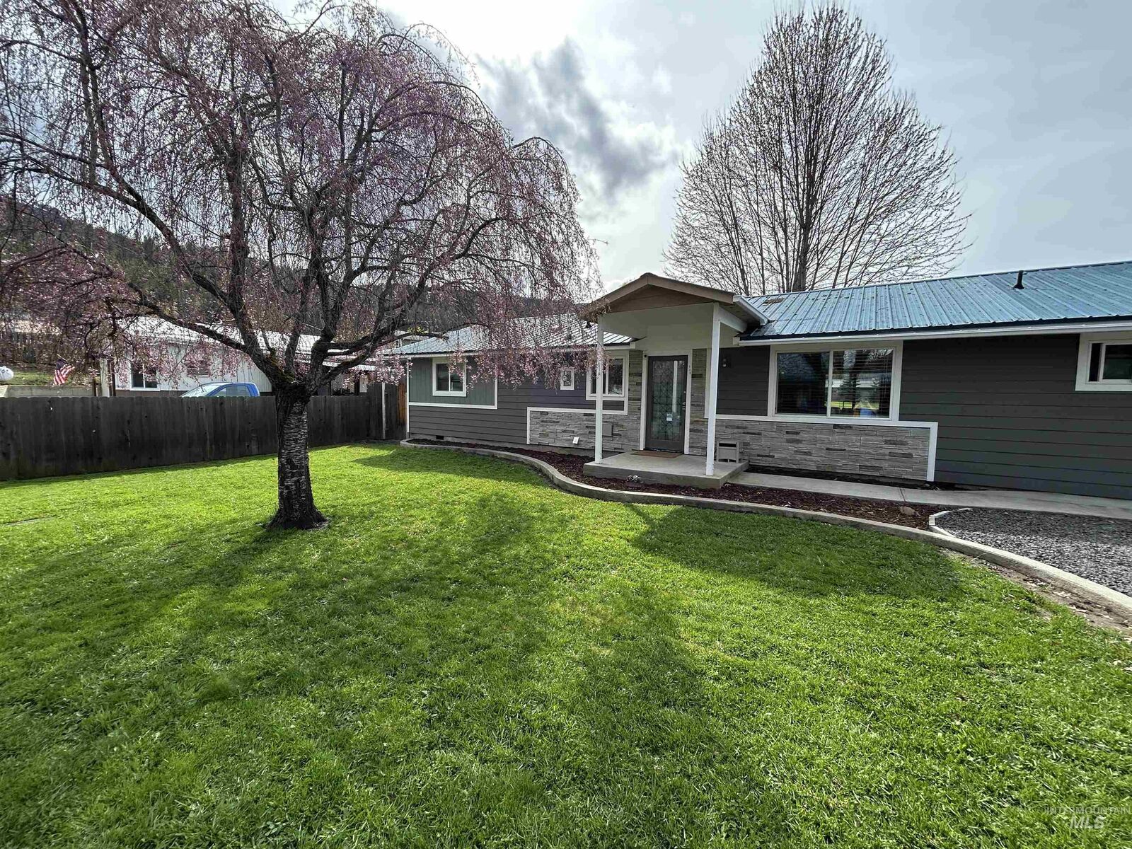 Property Photo:  139 119th St.  ID 83544 