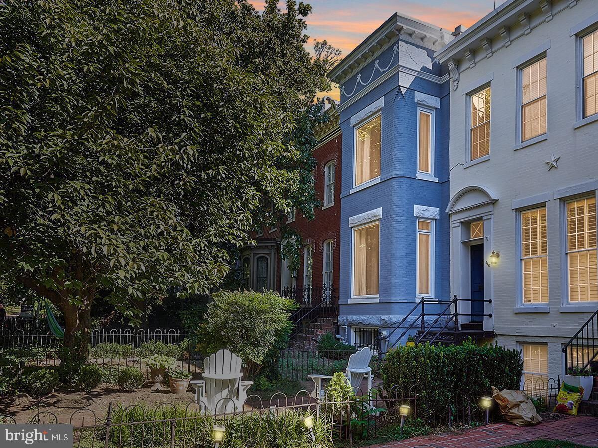 Property Photo: 444 New Jersey Avenue SE A DC 20003