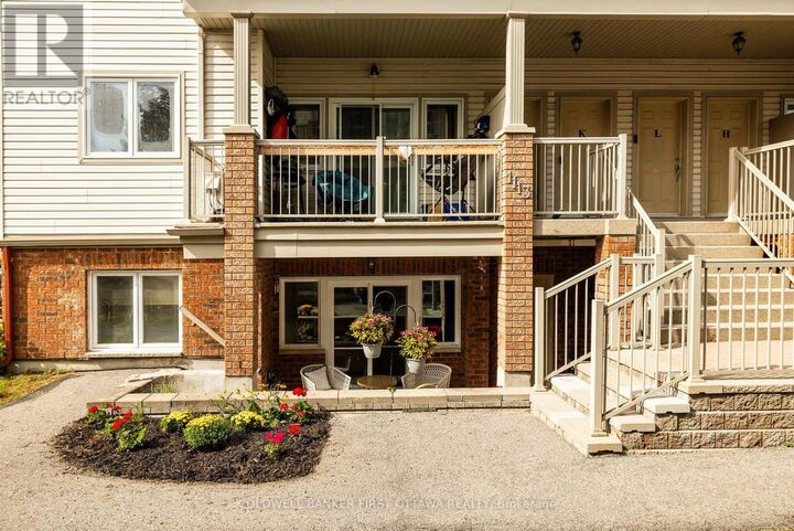 Property Photo:  1113 Stittsville Main Street C  ON K2S 0C8 