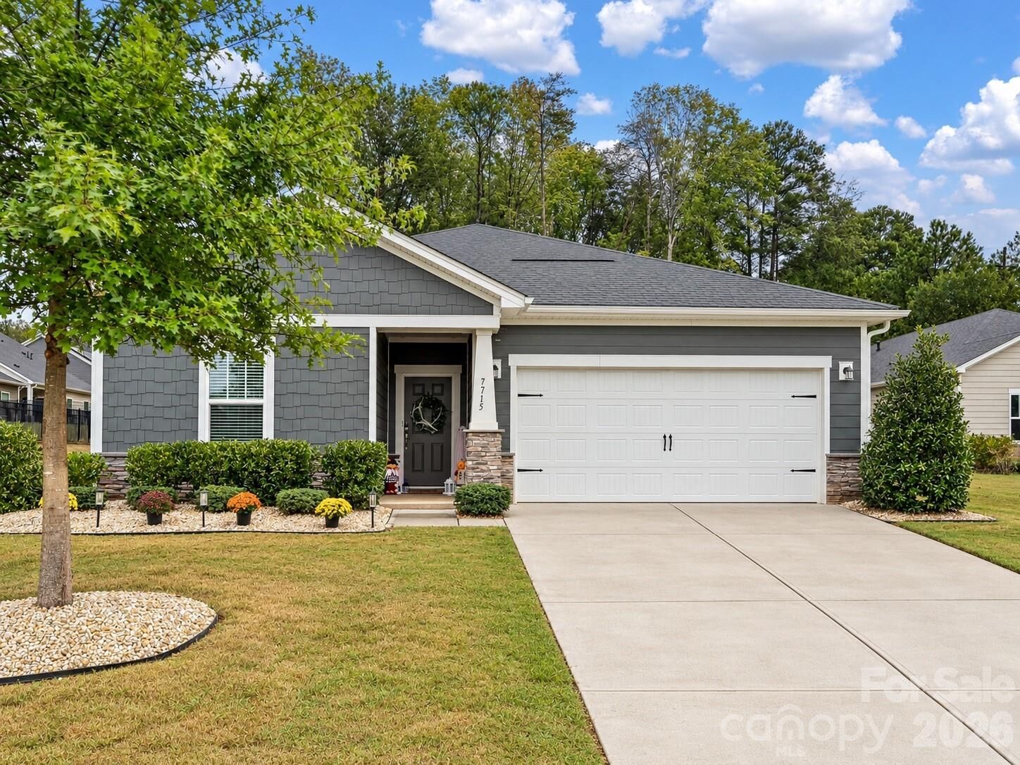 Property Photo: 7715 Porrera Street NC 28214