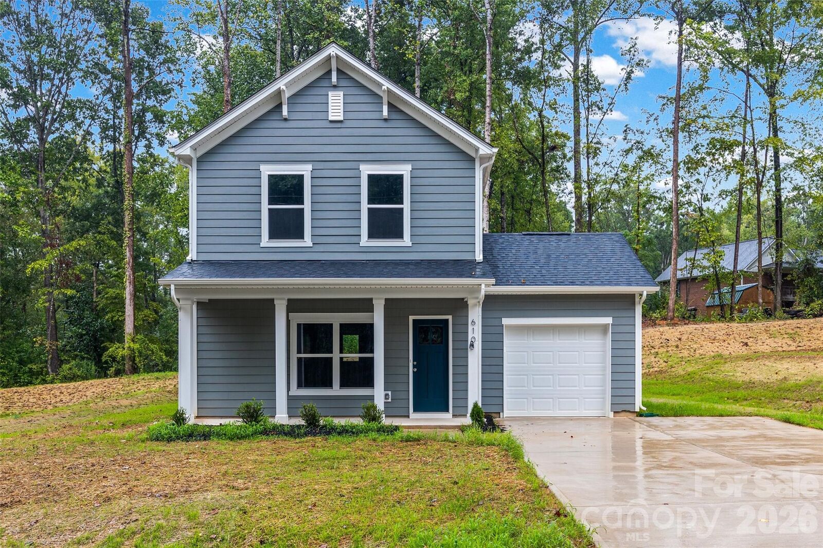 Property Photo:  610 W Lewis Street  NC 28034 